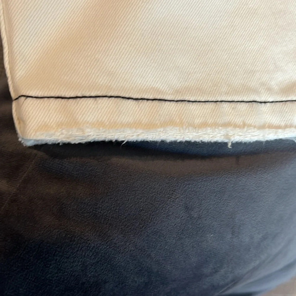 Misguided size 6 White distressed cotton skirt with black stitching - Picture 10 of 10